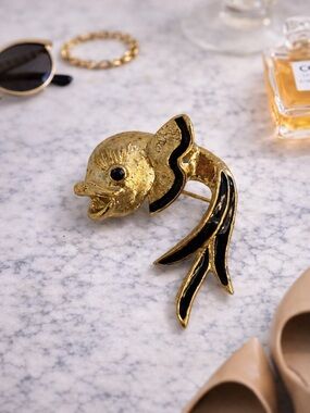 Vintage Gold Tone Fish Brooch Pin Black Enamel Figural Nautical Statement pin